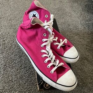 Converse Chuck Taylor HiTop SZ 11 “Sangria”